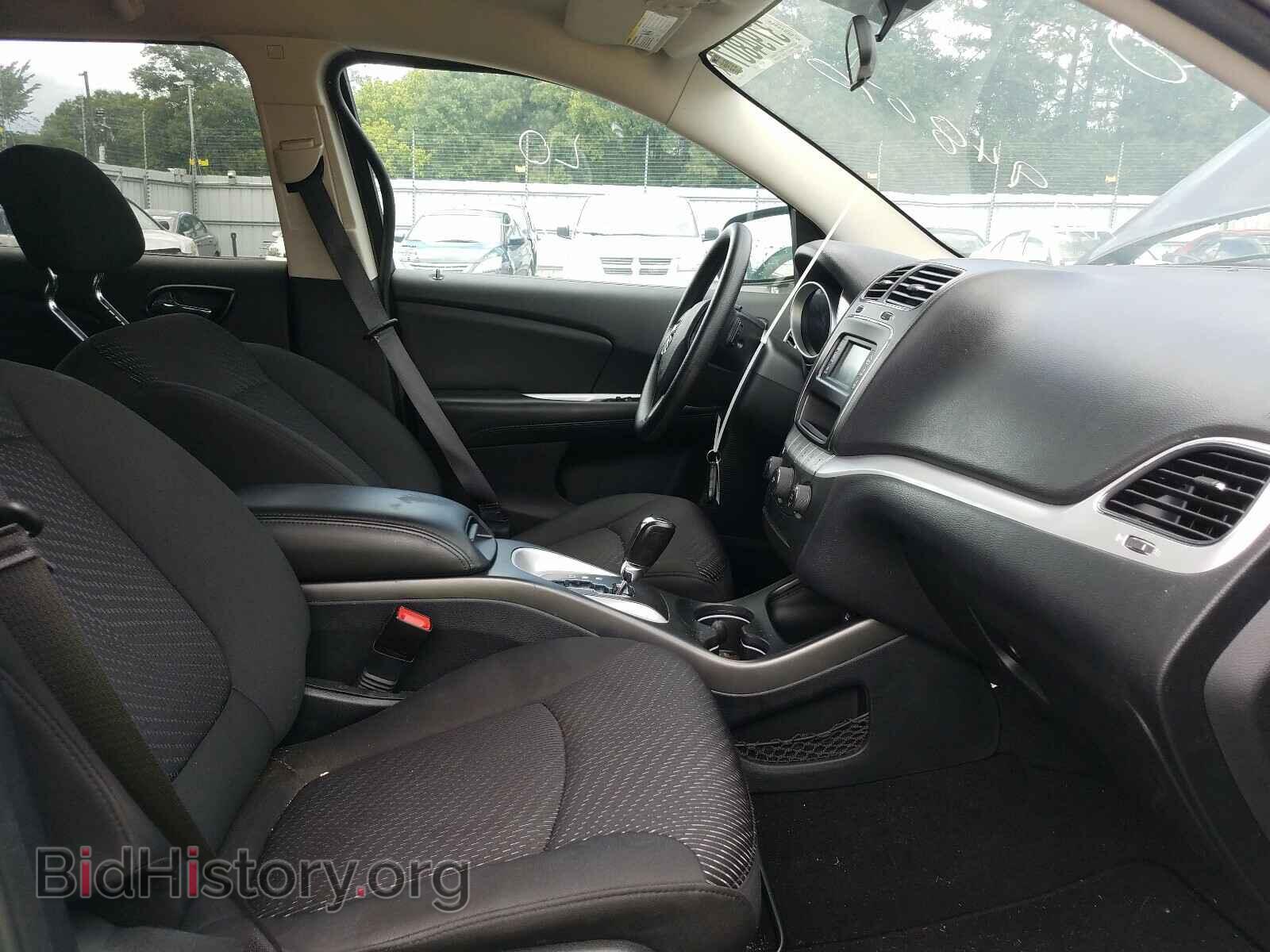 2017 DODGE JOURNEY - VIN: 3C4PDCAB8HT637334 - Фото 5