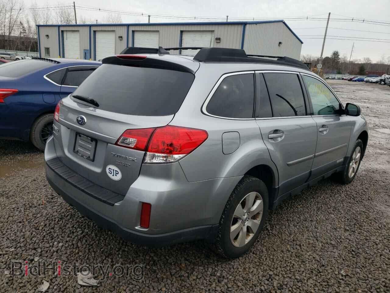 2011 SUBARU OUTBACK - VIN: 4S4BRDKCXB2439920 - Фото 3
