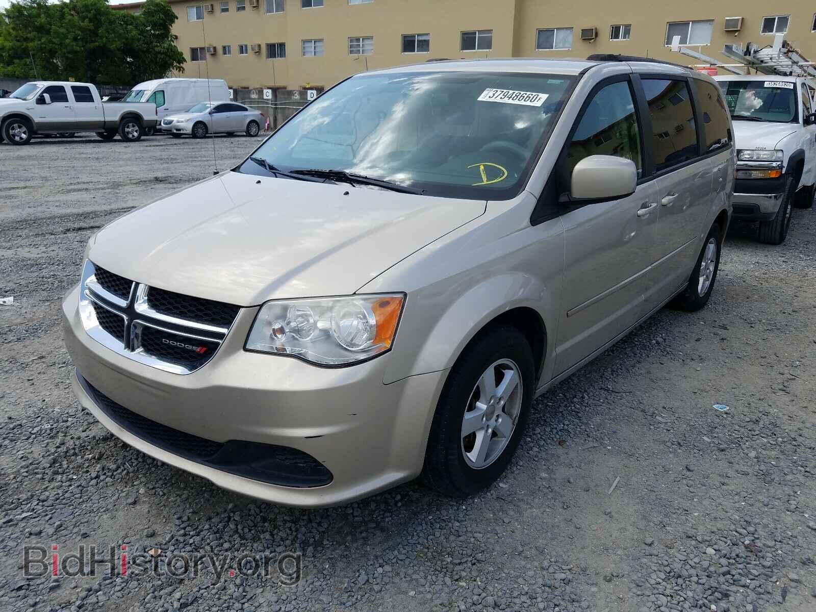 2013 DODGE CARAVAN - VIN: 2C4RDGCG3DR523537 - Фото 2