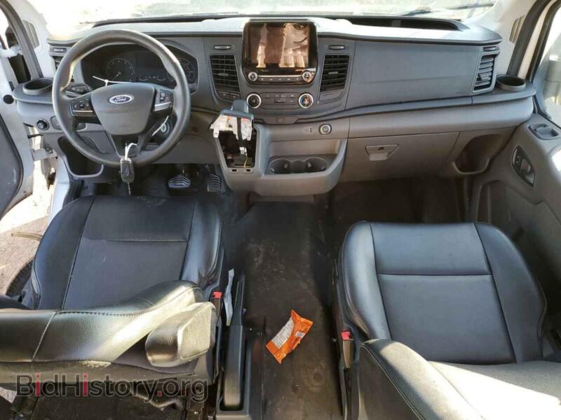 2020 Ford TRANSIT (VIN 1FTBR2C87LKA33422) — фото 8 из 13