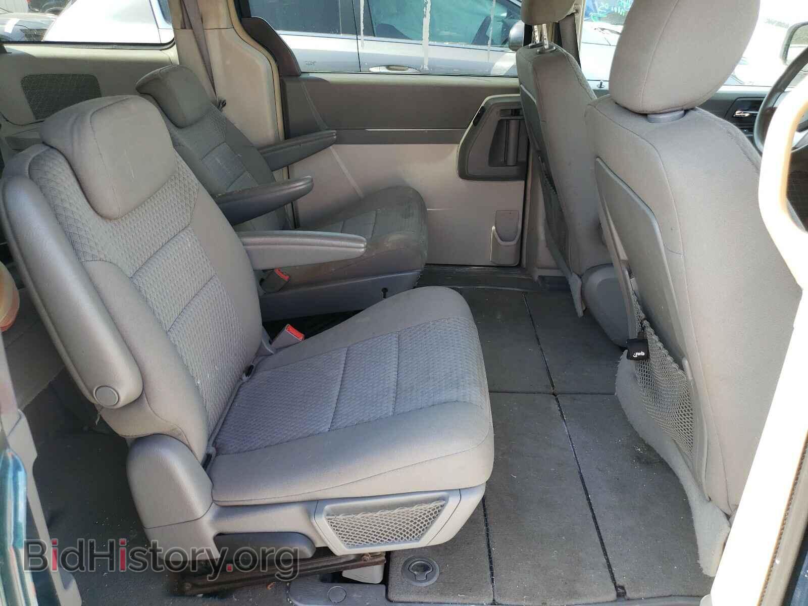 2009 CHRYSLER MINIVAN - VIN: 2A8HR44E59R562218 - Фото 6