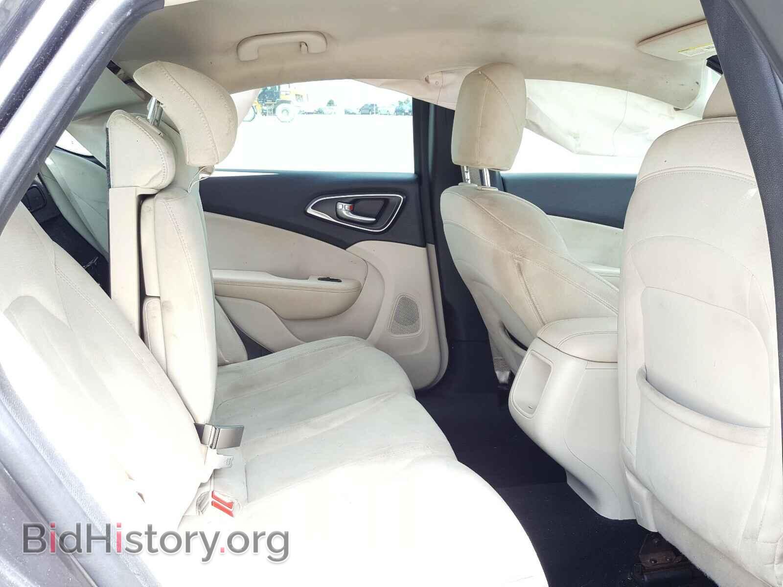 2015 CHRYSLER 200 - VIN: 1C3CCCAB5FN738219 - Фото 6