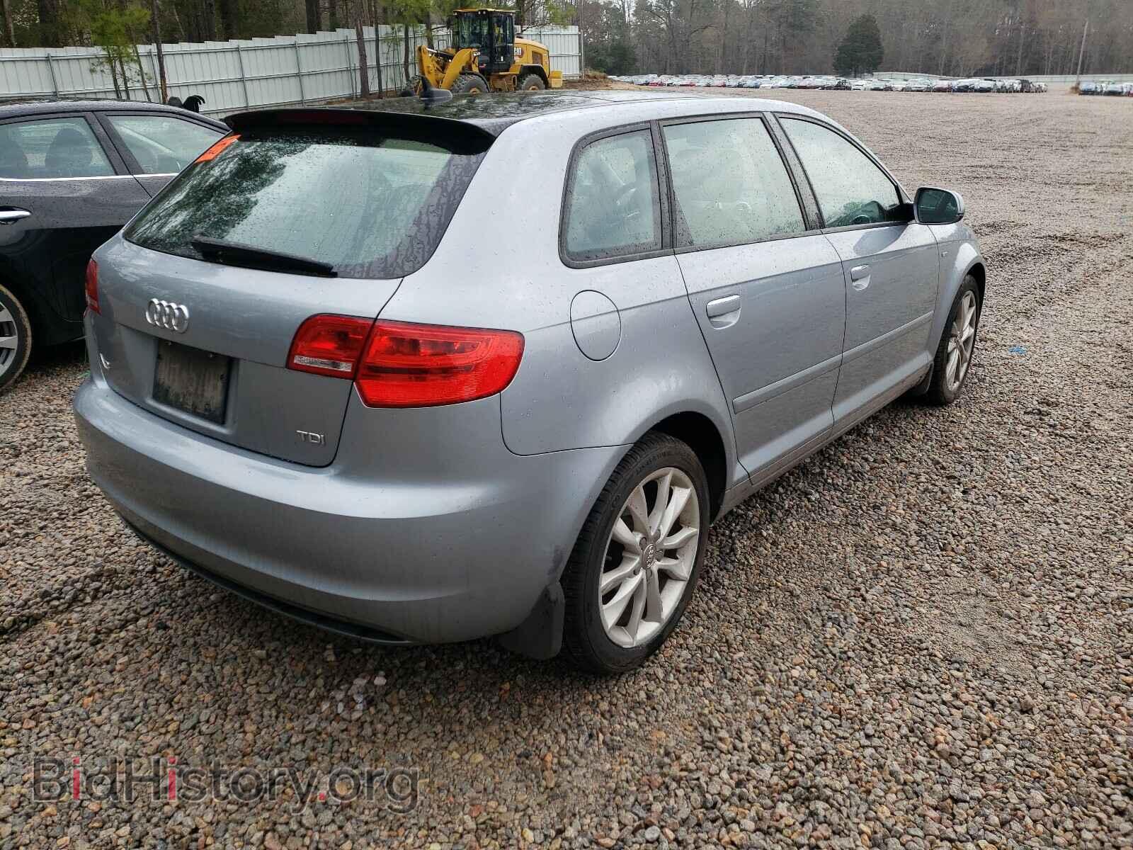 2012 AUDI A3 - VIN: WAUBJAFM1CA096982 - Фото 4