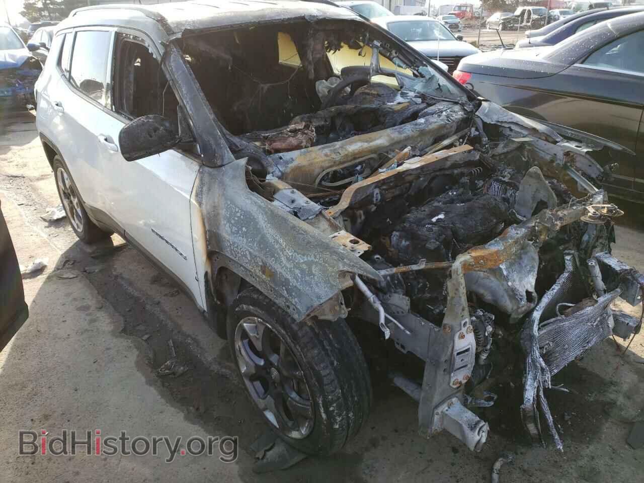 Photo 3C4NJDCB5JT329093 - JEEP COMPASS 2018