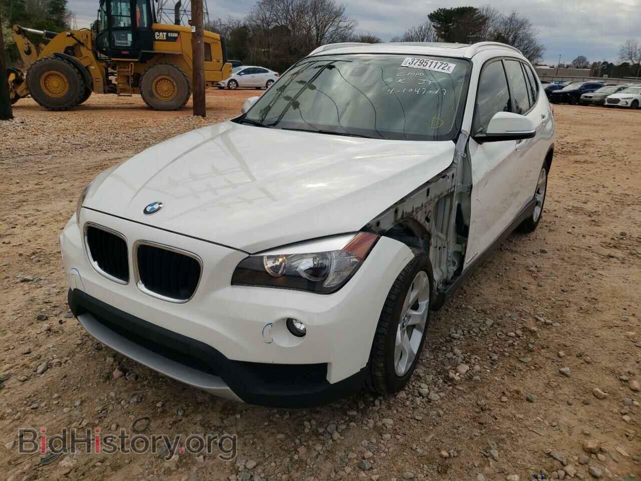 2014 BMW X1 - VIN: WBAVM1C51EVW51555 - Фото 2