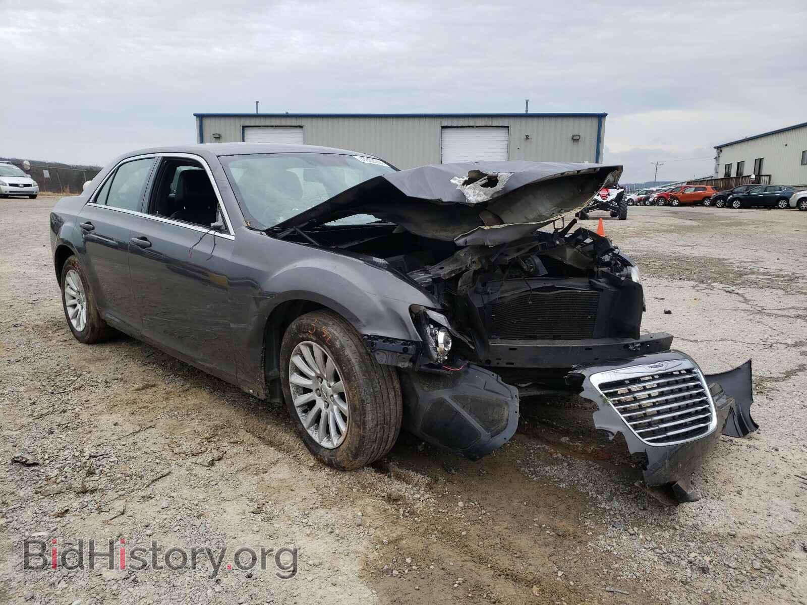 Фотография 2C3CCAAG2DH543040 - CHRYSLER 300 2013