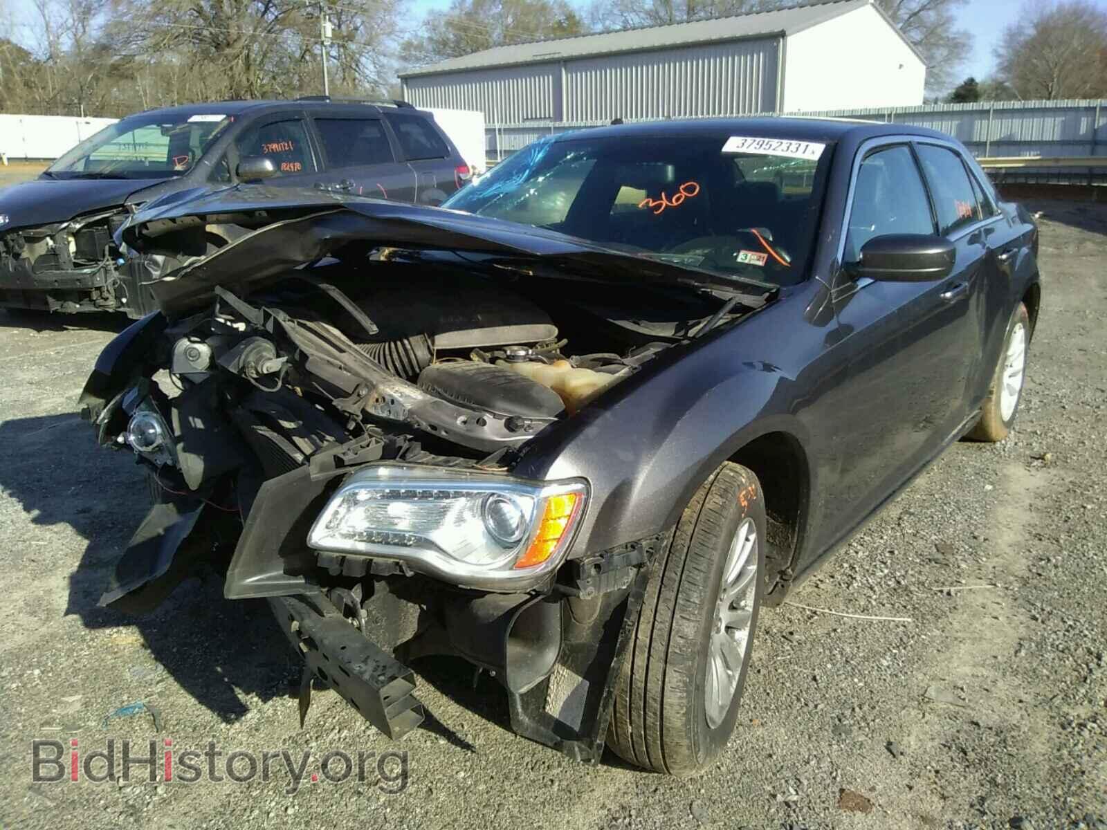 2013 CHRYSLER 300 - VIN: 2C3CCAAG2DH543040 - Фото 2