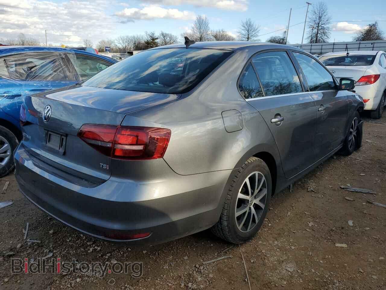 2017 VOLKSWAGEN JETTA - VIN: 3VWDB7AJ0HM323546 - Фото 3