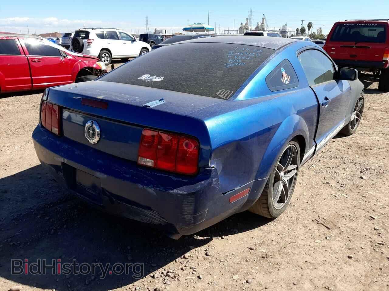 2007 FORD MUSTANG - VIN: 1ZVFT80N575346602 - Фото 4