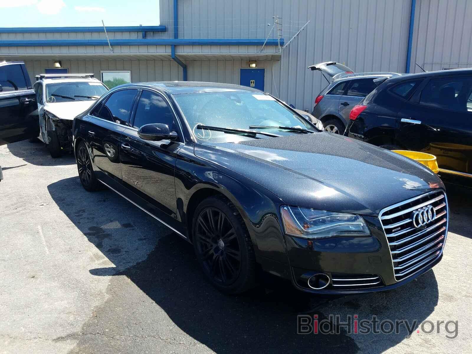 Photo WAUR2AFD8DN018978 - AUDI A8 2013