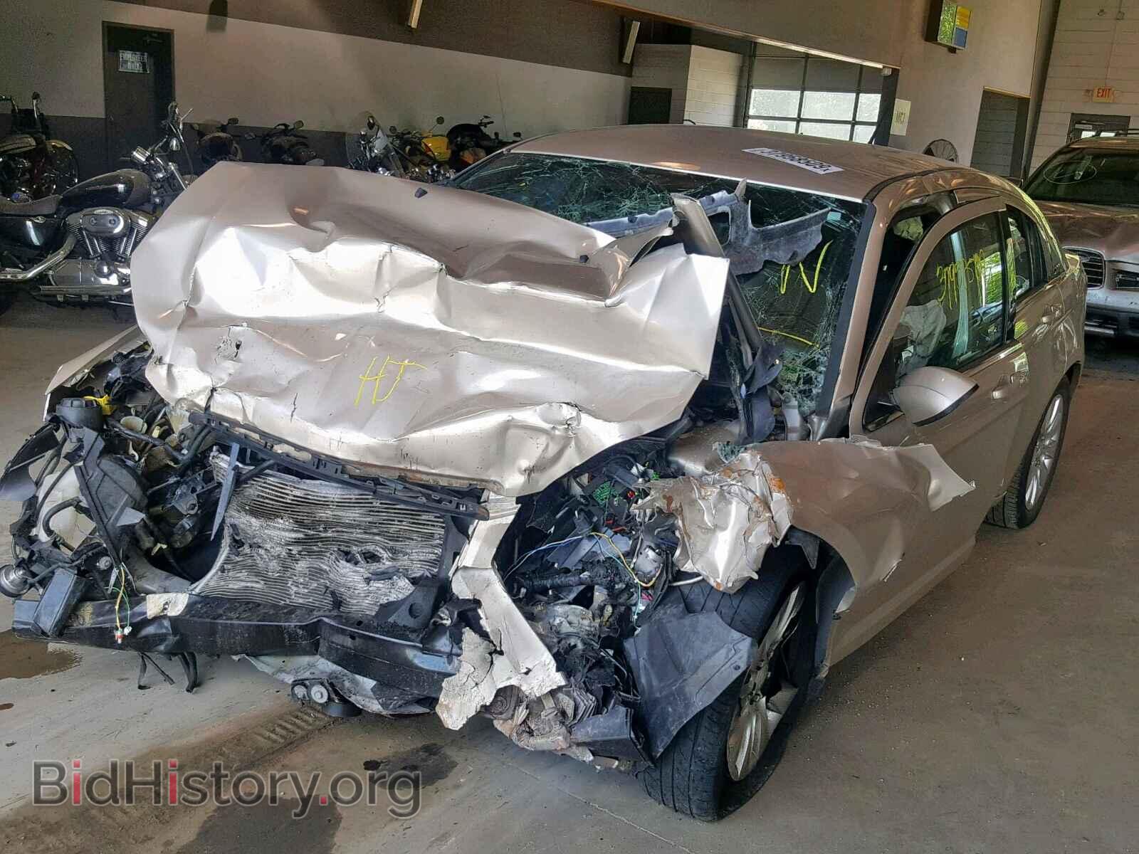 2014 CHRYSLER 200 - VIN: 1C3CCBAB4EN231515 - Фото 2