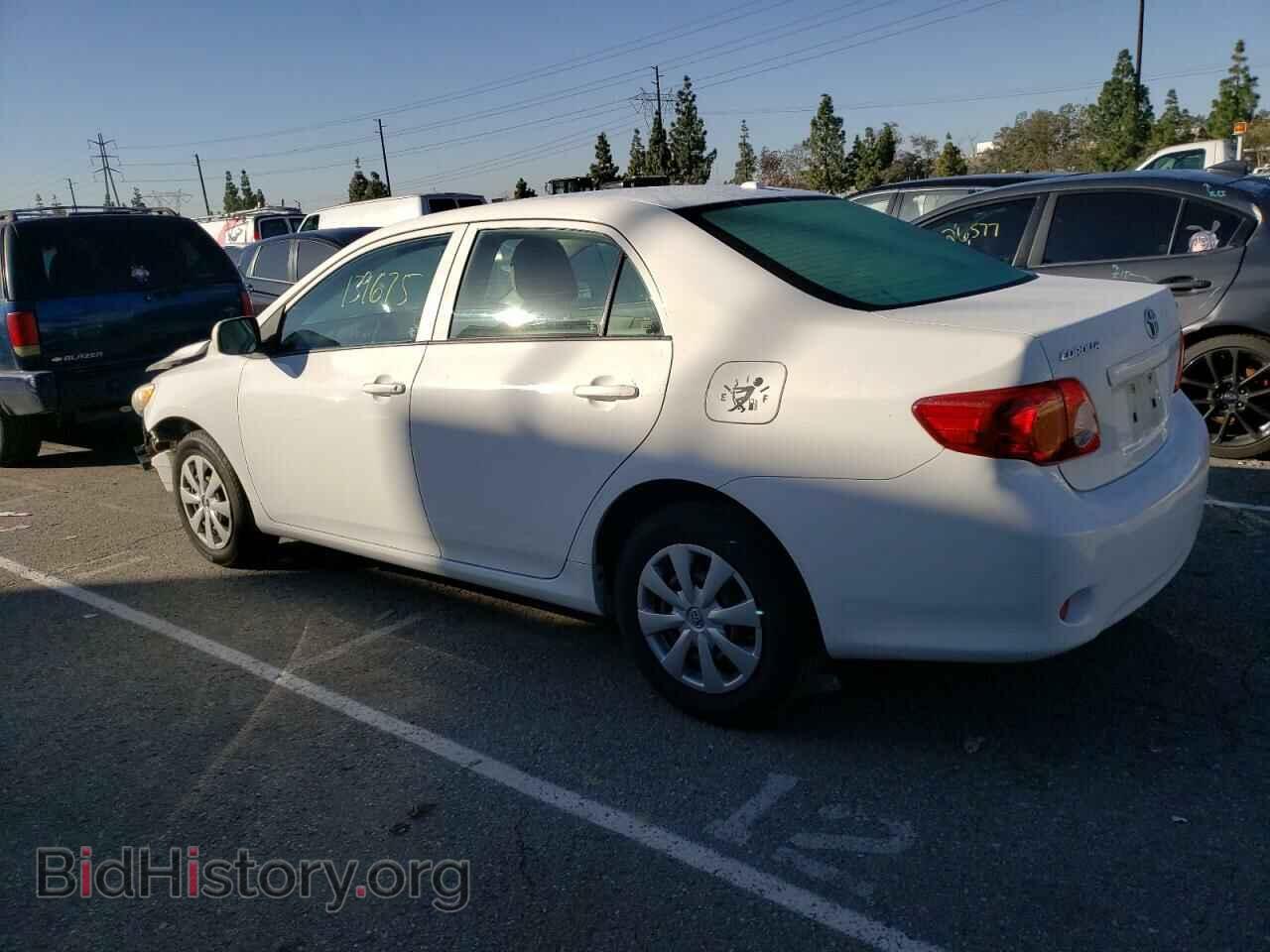 2009 TOYOTA COROLLA - VIN: JTDBL40E19J038136 - Фото 2