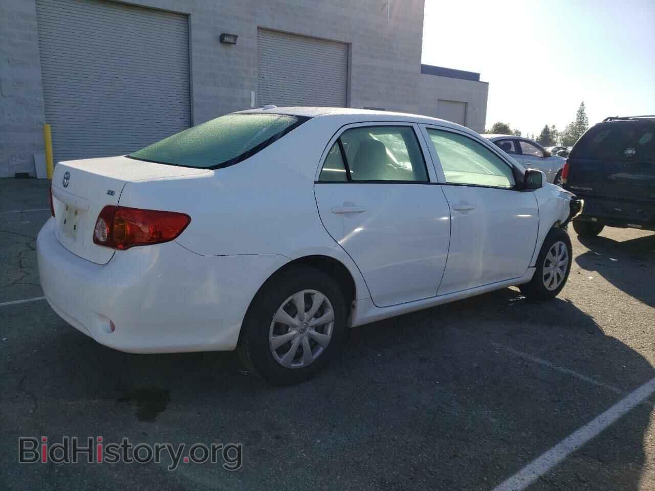 2009 TOYOTA COROLLA - VIN: JTDBL40E19J038136 - Фото 3