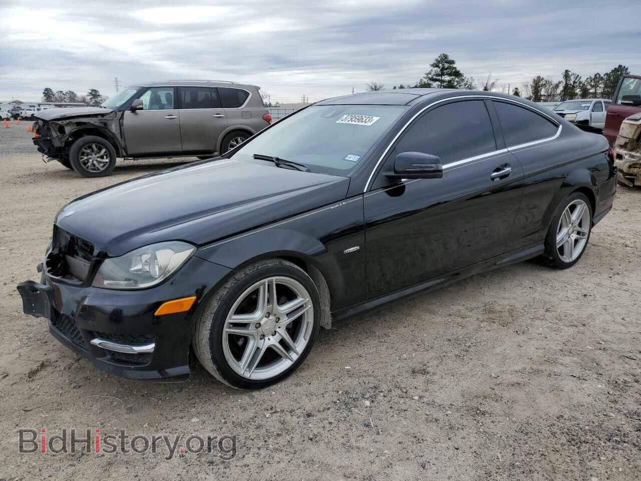 Фотография WDDGJ4HB6CF812998 - MERCEDES-BENZ C-CLASS 2012