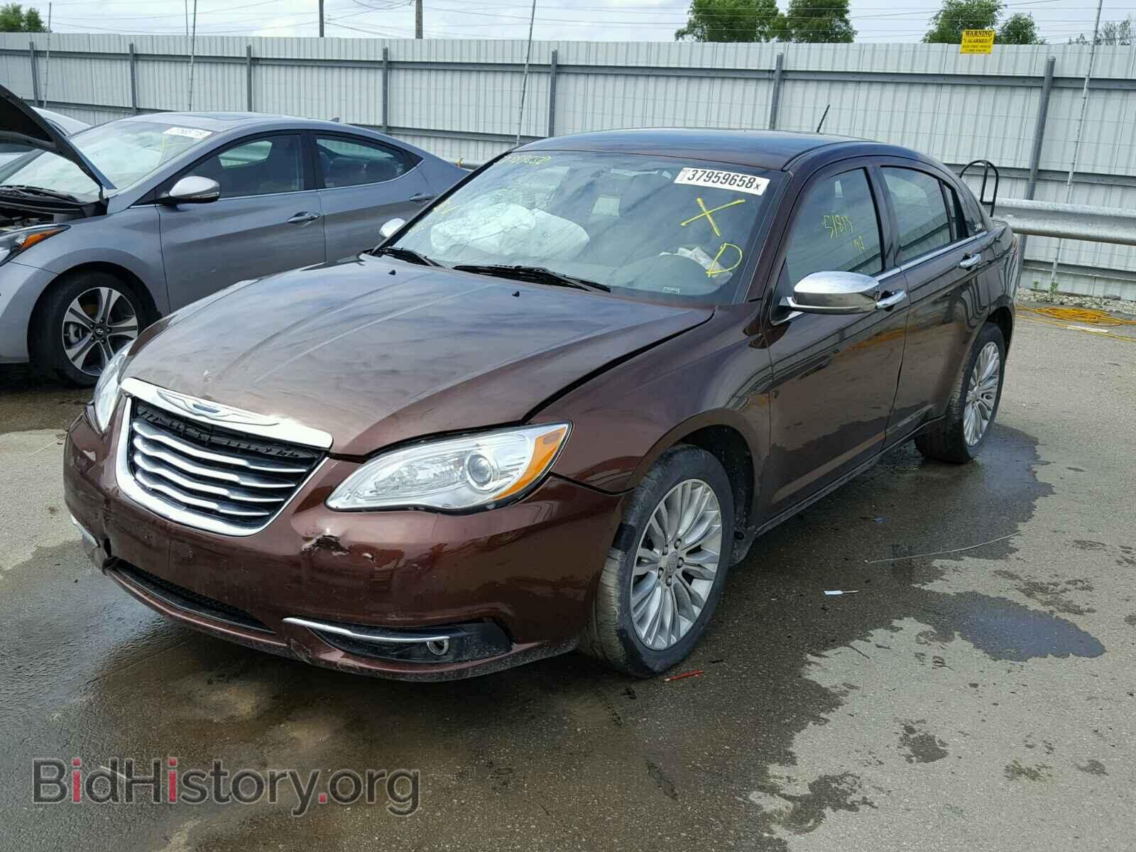 2012 CHRYSLER 200 - VIN: 1C3CCBCB0CN226676 - Фото 2