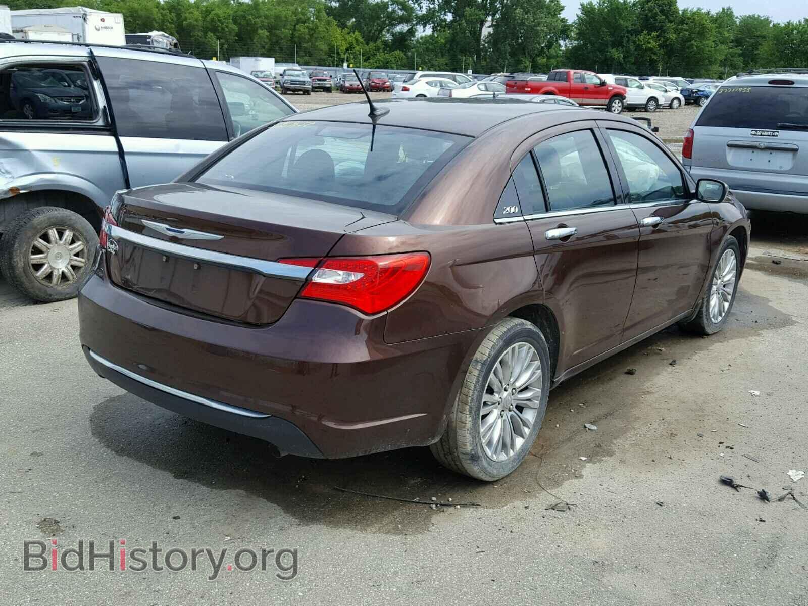 2012 CHRYSLER 200 - VIN: 1C3CCBCB0CN226676 - Фото 4