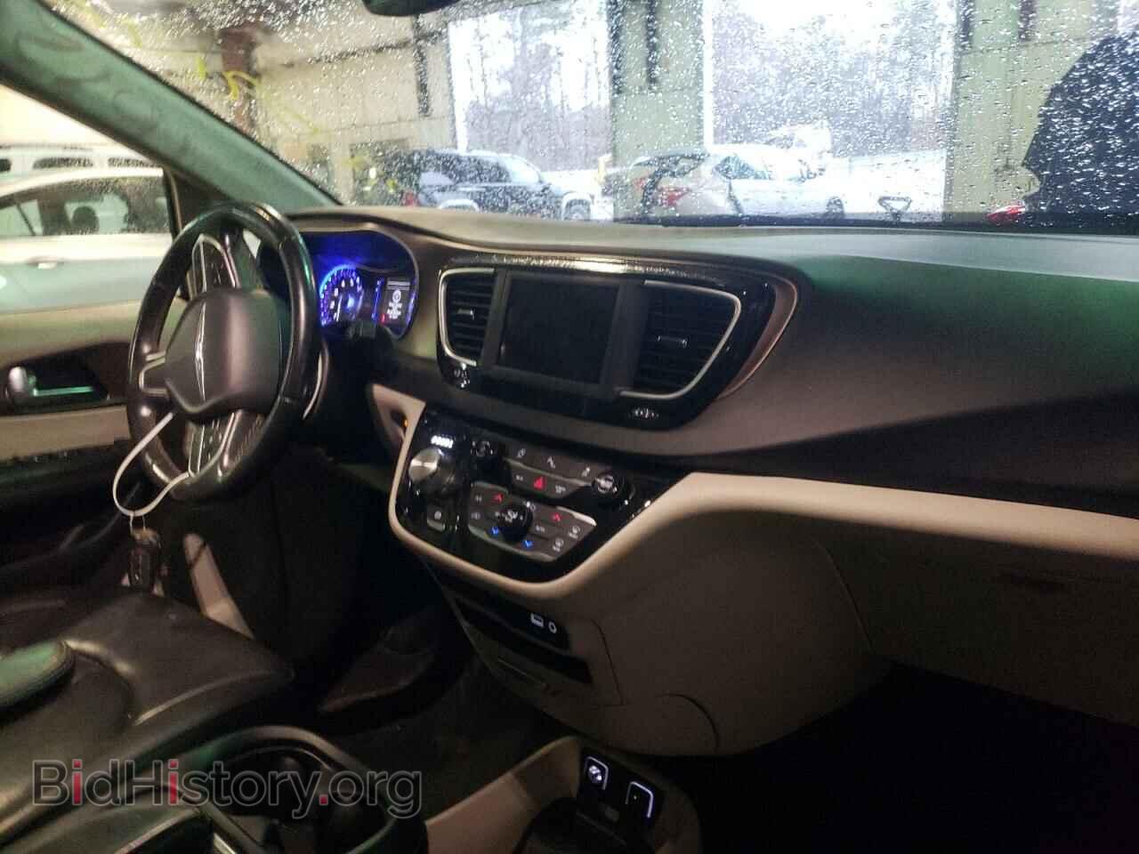 2019 CHRYSLER PACIFICA - VIN: 2C4RC1BG2KR597109 - Photo 9
