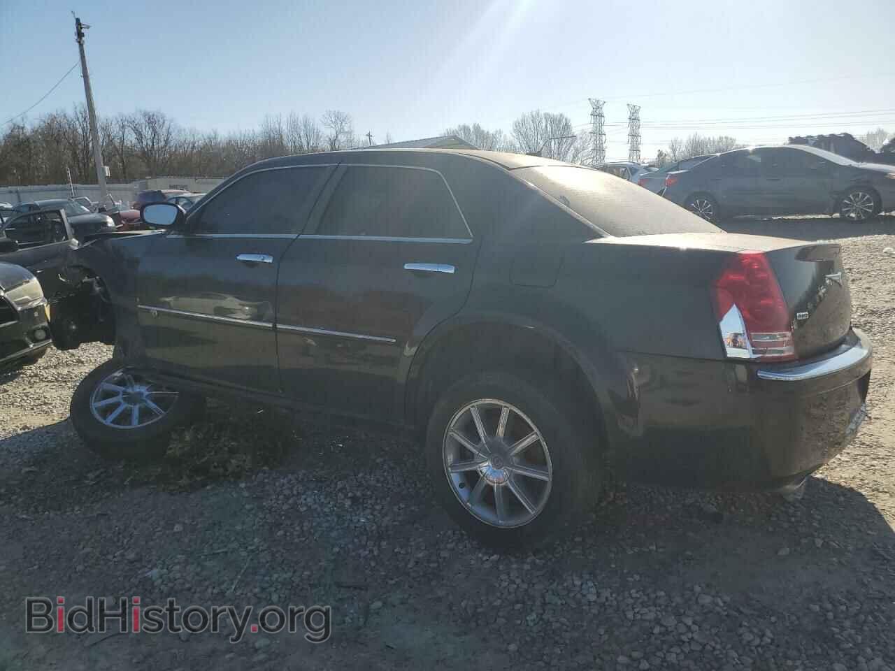 2008 CHRYSLER 300 - VIN: 2C3LK63H58H154954 - Фото 2