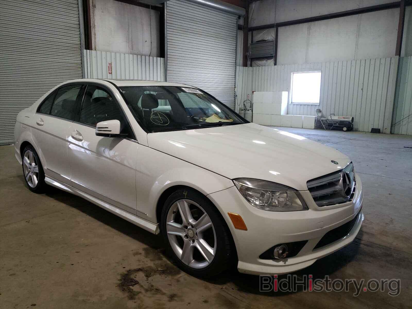 Photo WDDGF8BB2AR115941 - MERCEDES-BENZ C CLASS 2010