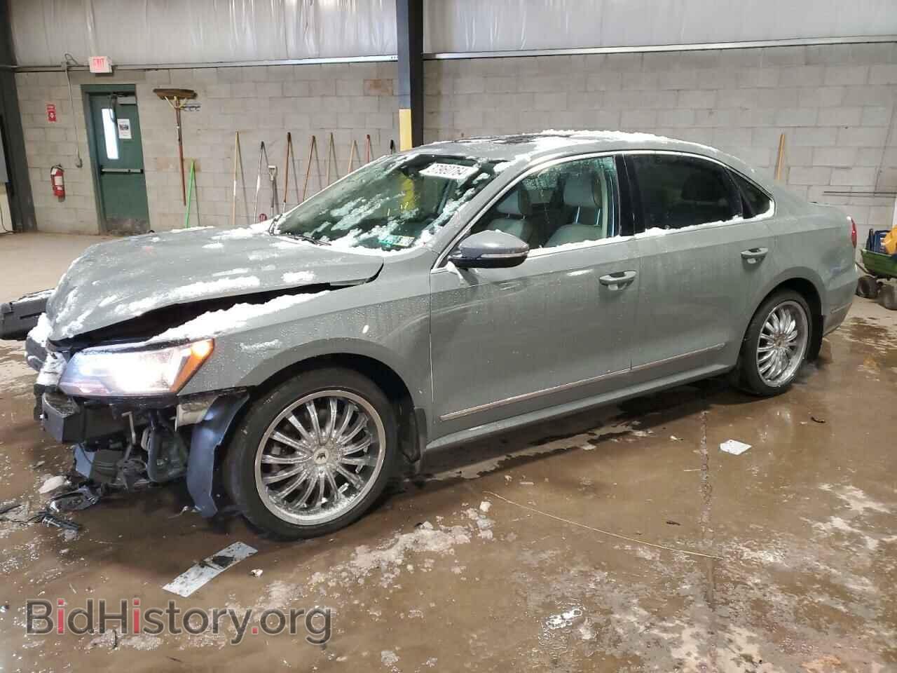 Photo 1VWBT7A37HC024921 - VOLKSWAGEN PASSAT 2017