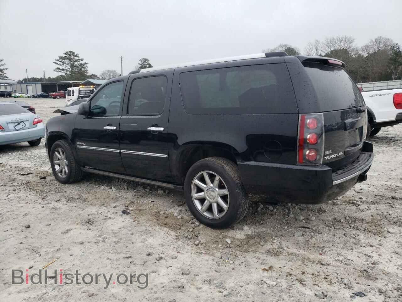 2011 GMC YUKON - VIN: 1GKS2MEF4BR260184 - Фото 2