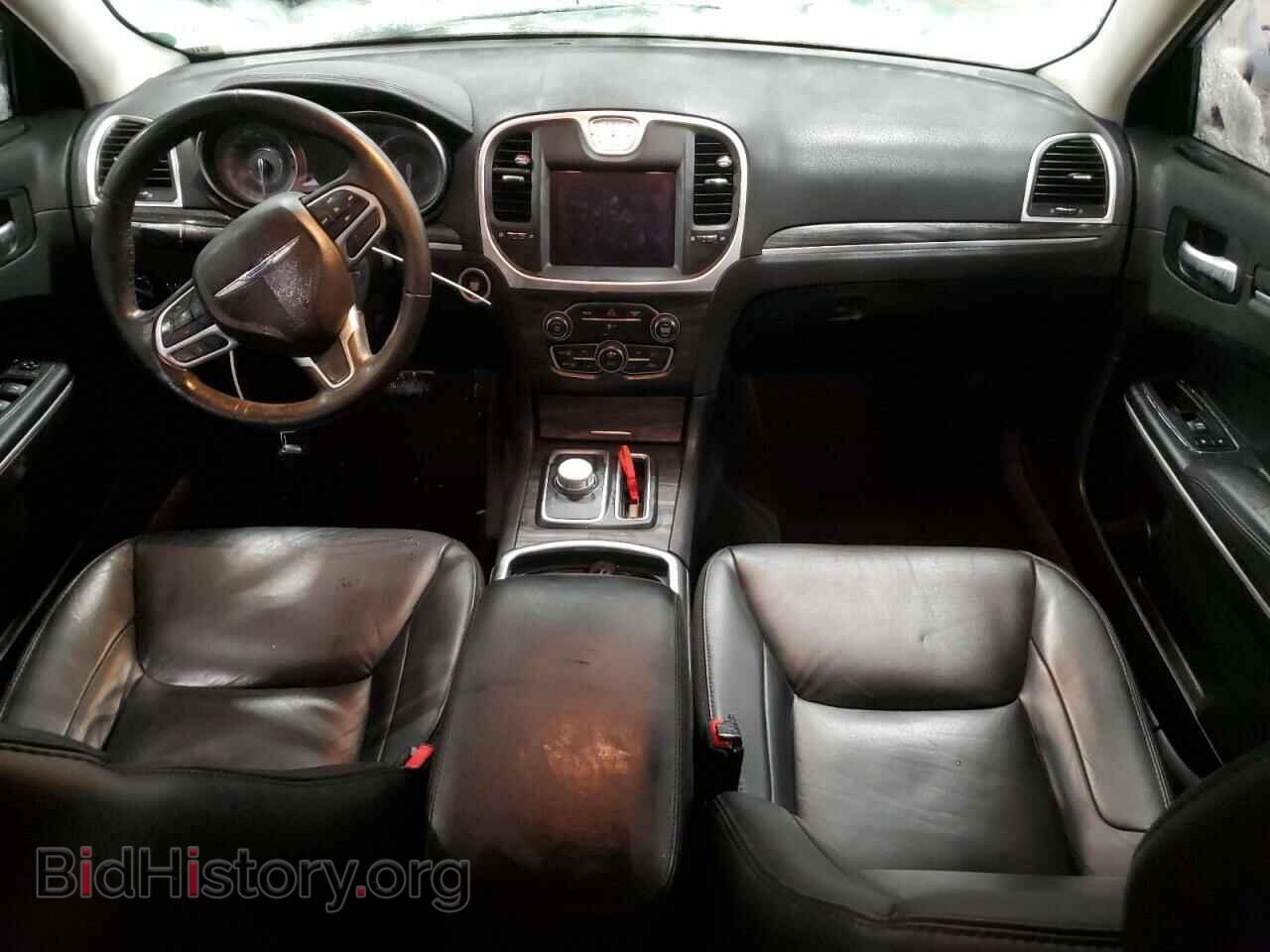 2019 CHRYSLER 300 - VIN: 2C3CCARG2KH623018 - Photo 8