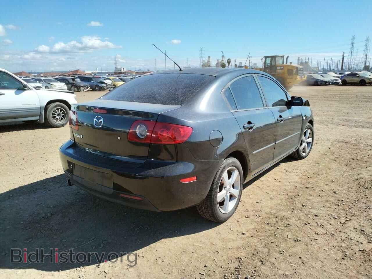 2006 MAZDA 3 - VIN: JM1BK32F261440889 - Photo 4