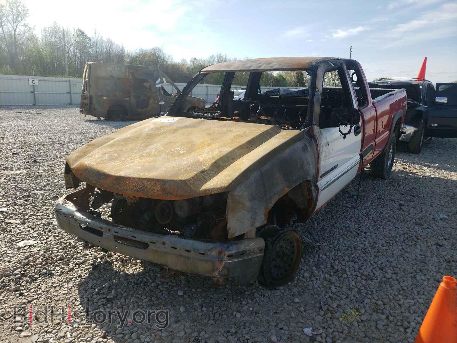 2006 GMC SIERRA - VIN: 1GTHC29G16E272221 - Фото 2