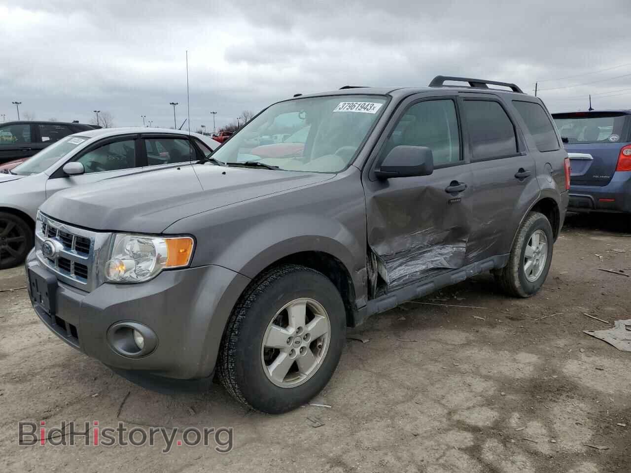 Фотография 1FMCU0DG5AKA68370 - FORD ESCAPE 2010