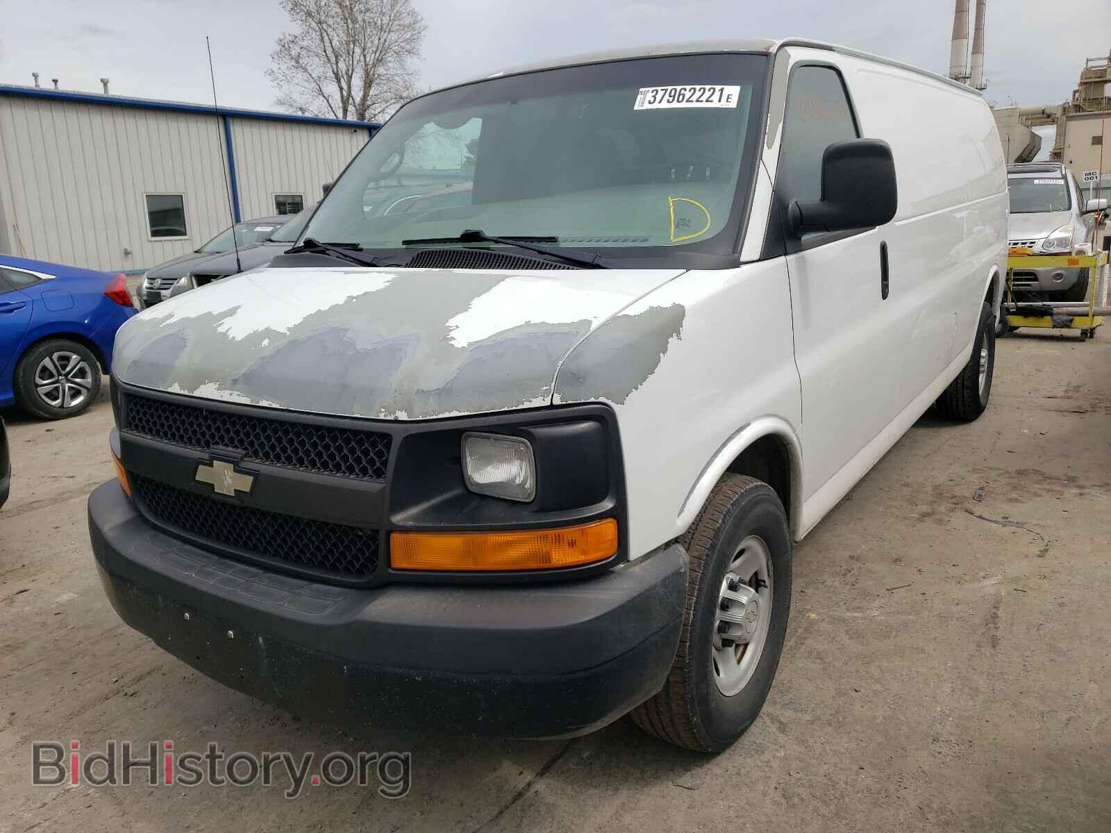 2012 CHEVROLET EXPRESS - VIN: 1GCWGGFA2C1122744 - Фото 2