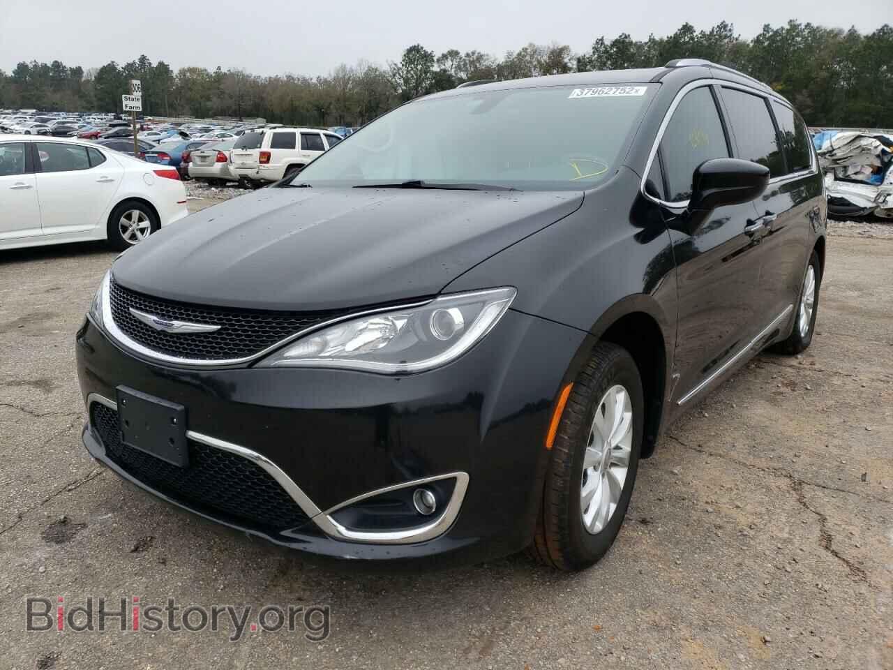 2019 CHRYSLER PACIFICA - VIN: 2C4RC1BG2KR650682 - Photo 2