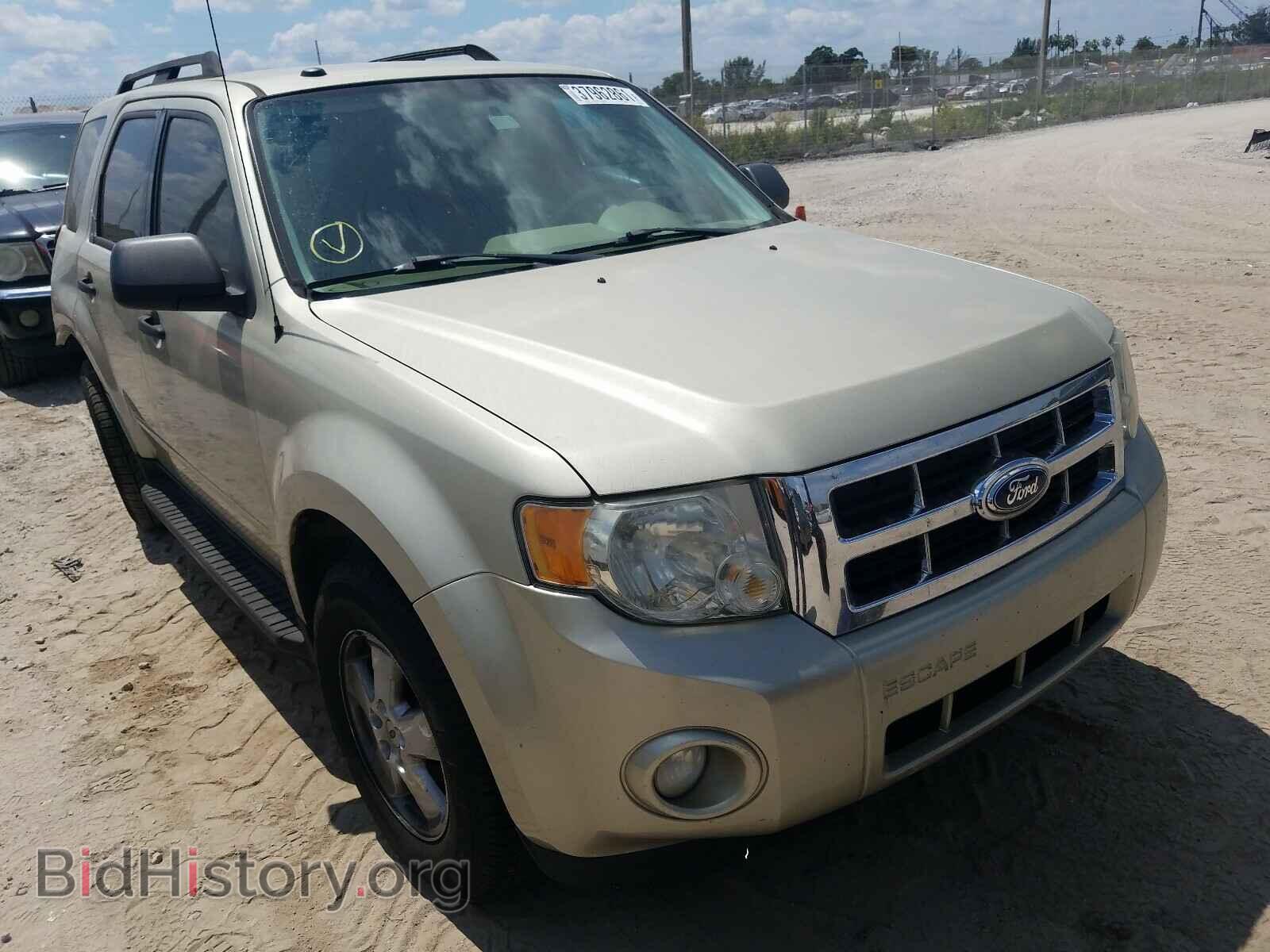 Фотография 1FMCU0D78BKC48458 - FORD ESCAPE 2011
