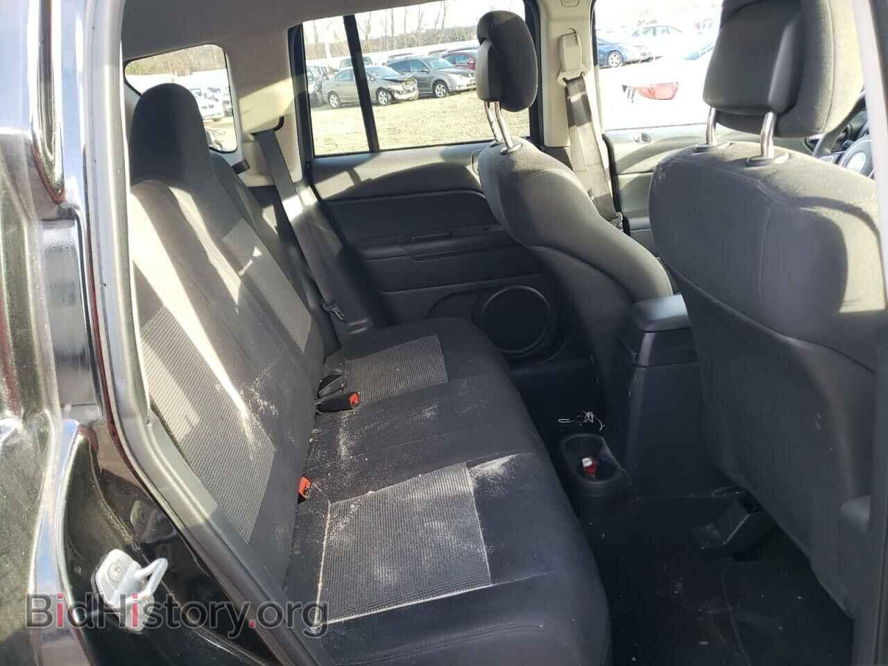 2011 JEEP COMPASS - VIN: 1J4NF1FB9BD223422 - Photo 6