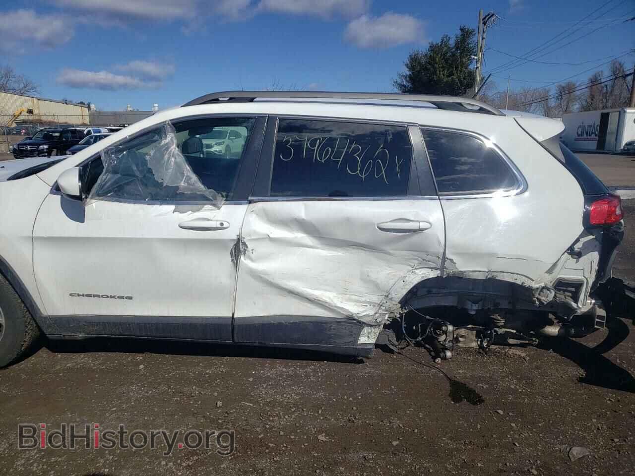 2015 JEEP CHEROKEE - VIN: 1C4PJMCB7FW733586 - Фото 9