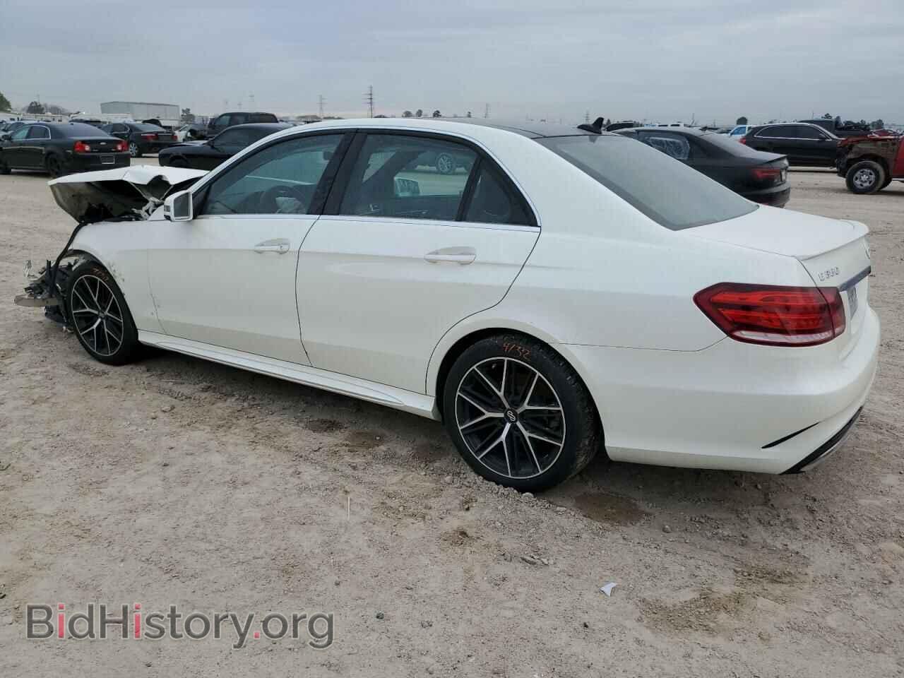 2014 MERCEDES-BENZ E-CLASS - VIN: WDDHF5KB5EA886501 - Фото 2