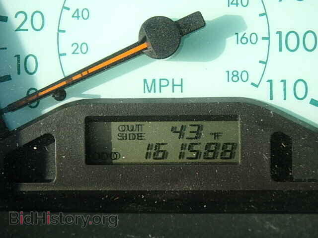 2003 TOYOTA COROLLA - VIN: JTDBR38E932004802 - Фото 8