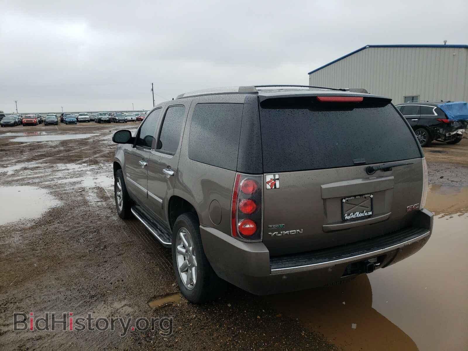 2011 GMC YUKON - VIN: 1GKS2EEF8BR332977 - Фото 3