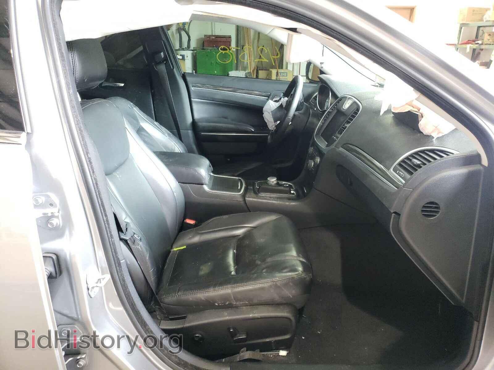 2018 CHRYSLER 300 - VIN: 2C3CCAAG6JH263732 - Фото 5