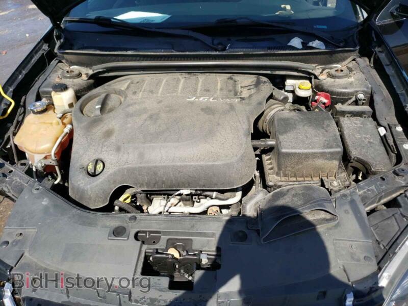 2013 Chrysler 200 (VIN 1C3CCBBG0DN702147) — фото 7 из 10
