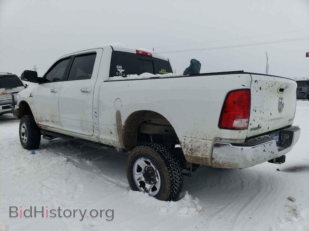 2015 RAM All Models - VIN: 3C6UR5DL0FG591371 - Photo 2