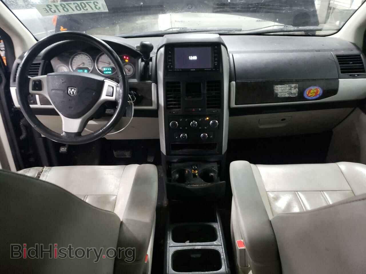 2010 DODGE CARAVAN - VIN: 2D4RN5DX0AR385843 - Фото 8