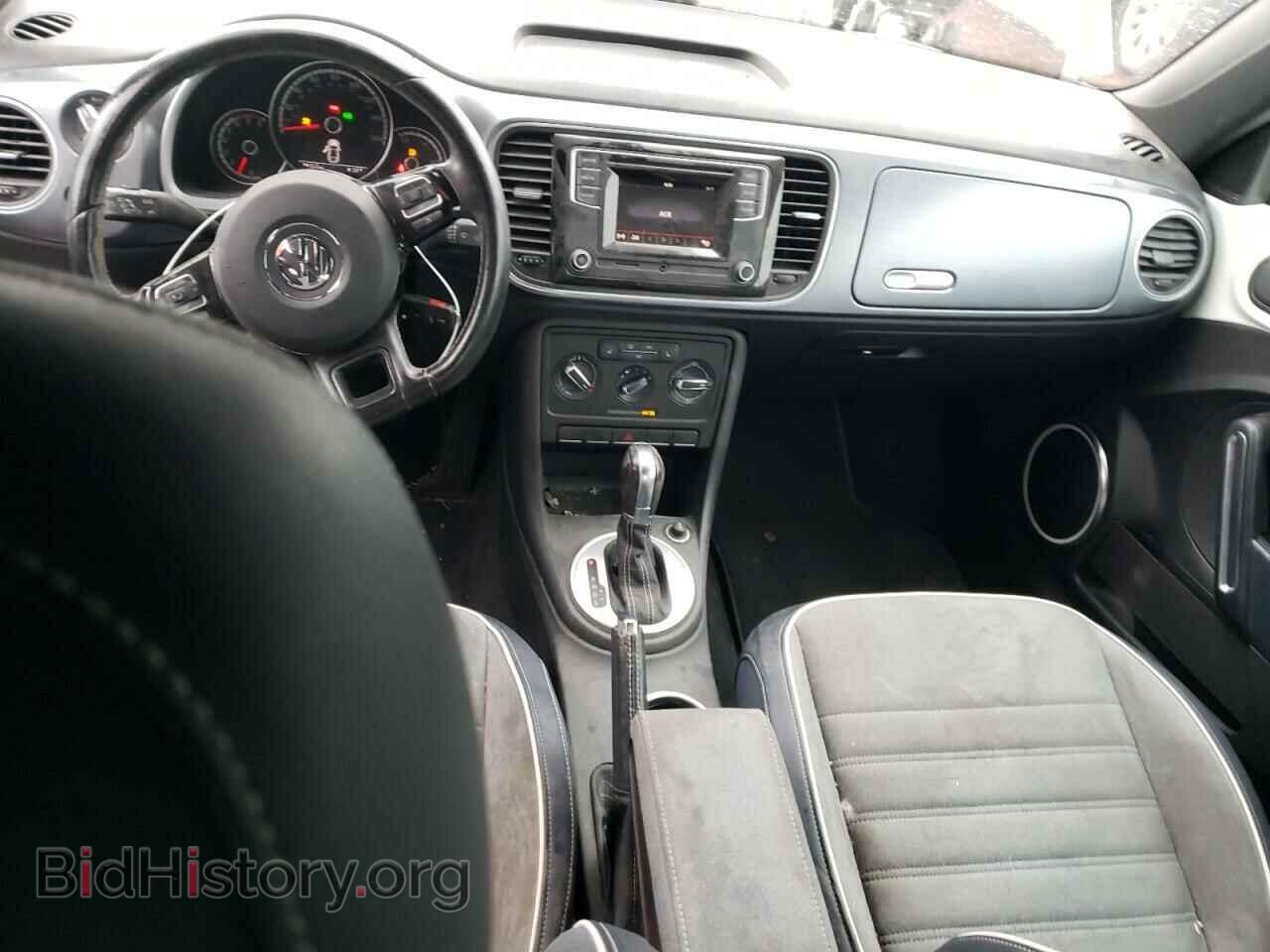 2016 VOLKSWAGEN BEETLE - VIN: 3VW517AT2GM815518 - Фото 8
