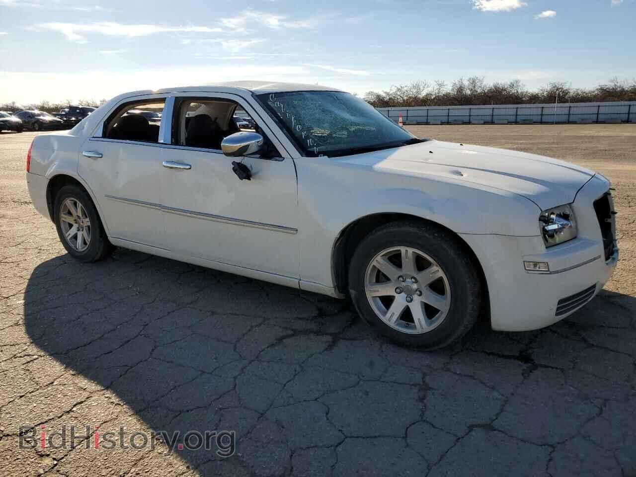2009 CHRYSLER 300 - VIN: 2C3KA43D39H612444 - Фото 4