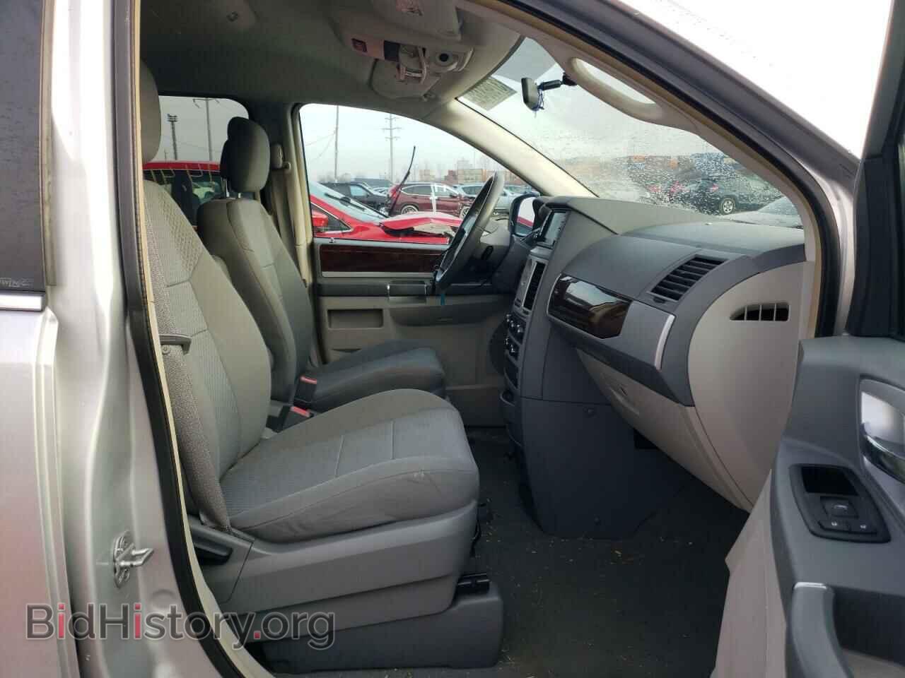 2010 CHRYSLER MINIVAN - VIN: 2A4RR5D12AR501714 - Фото 5