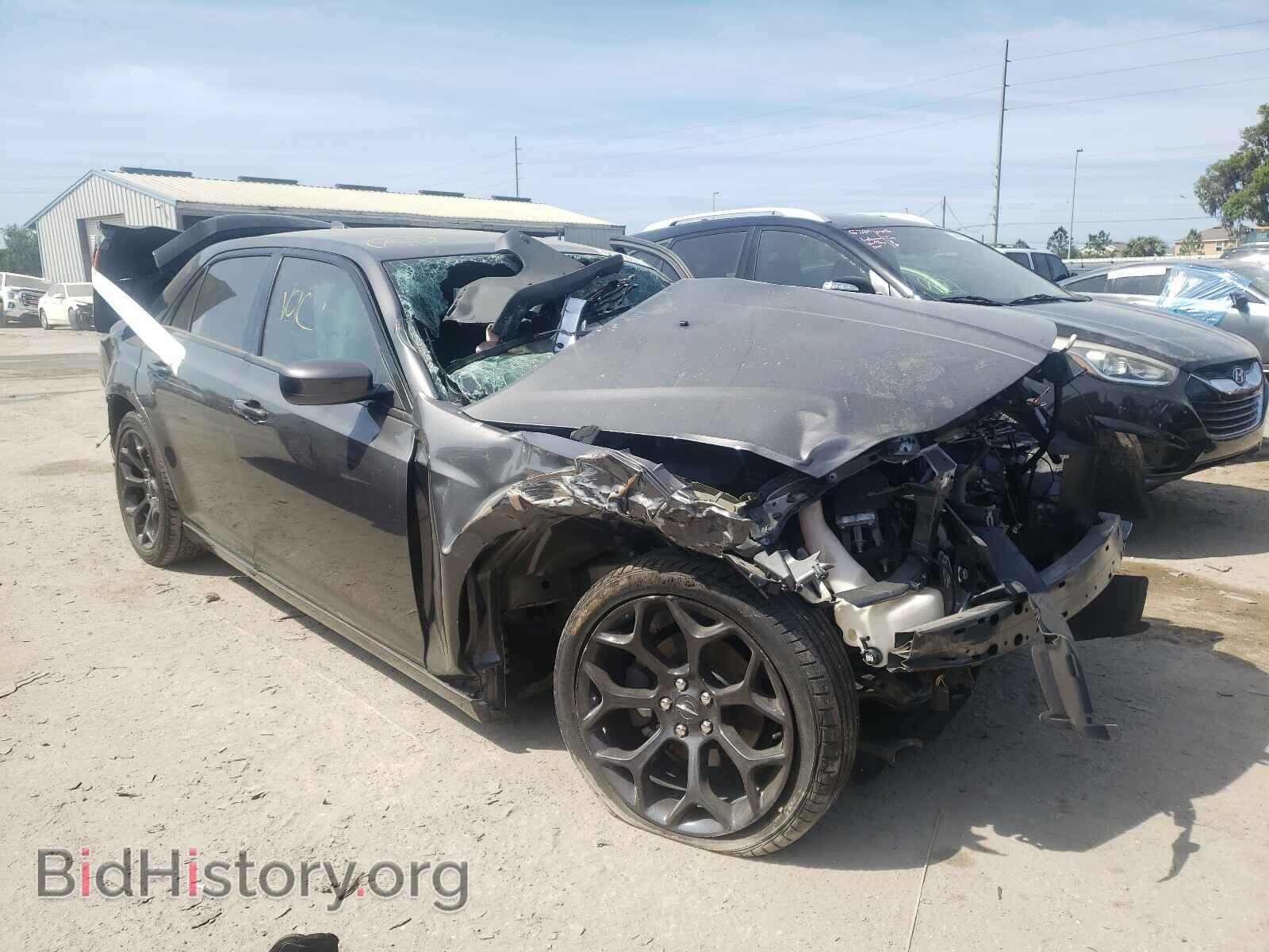 Фотография 2C3CCABG8KH634082 - CHRYSLER 300 2019