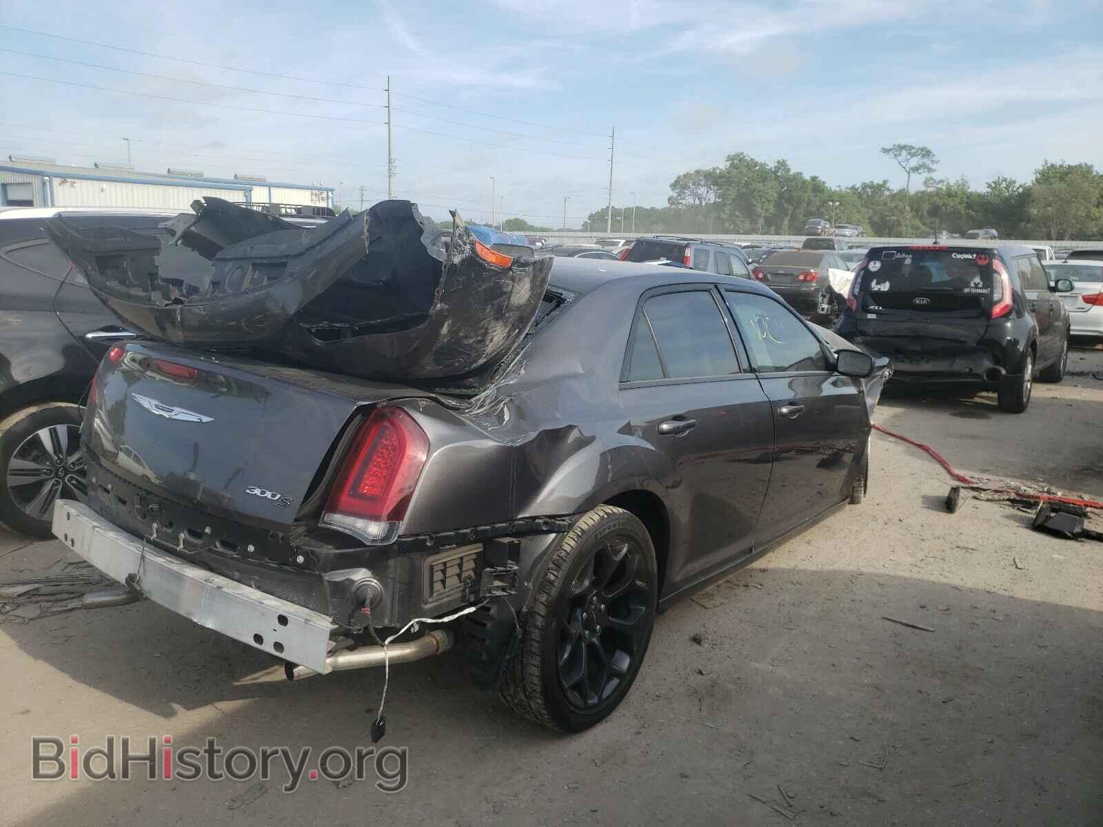 2019 CHRYSLER 300 - VIN: 2C3CCABG8KH634082 - Фото 4