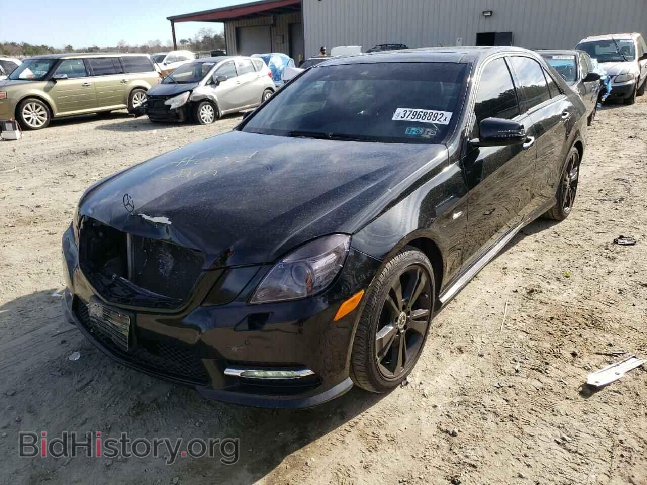 2012 MERCEDES-BENZ E-CLASS - VIN: WDDHF8JB5CA621108 - Фото 2