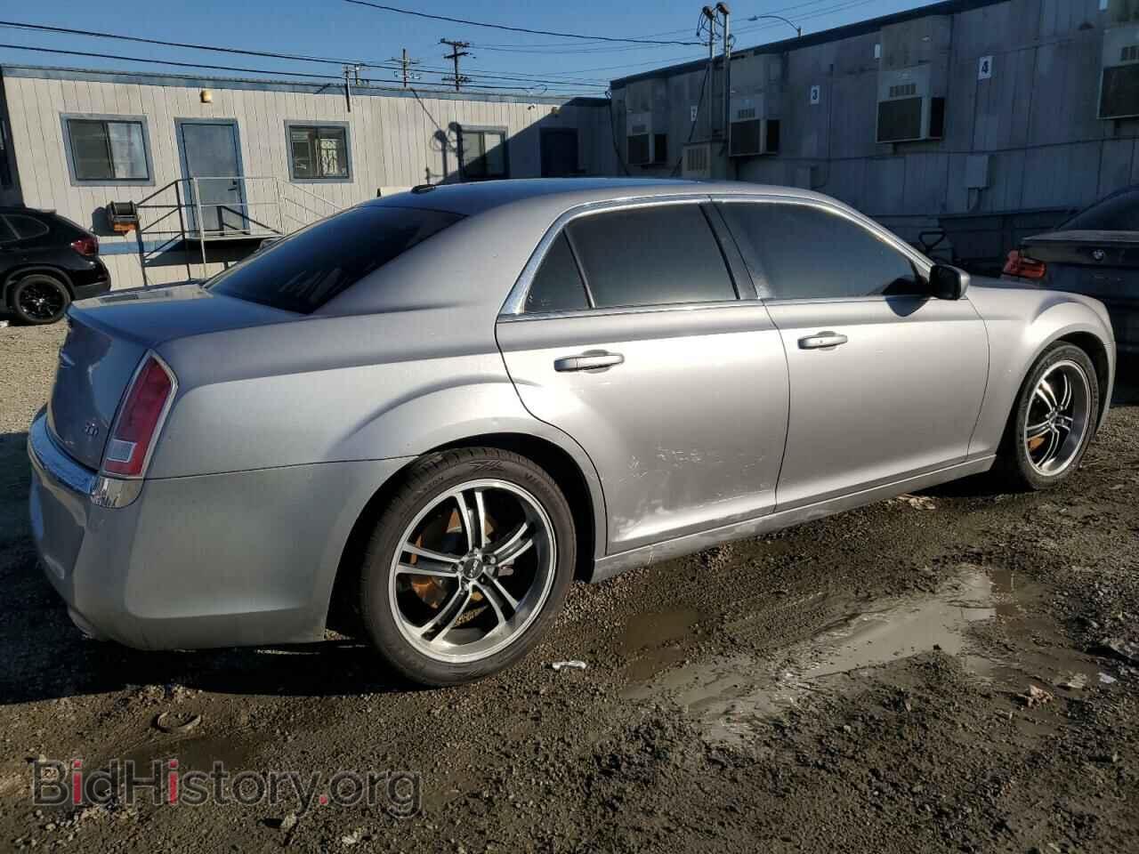 2013 CHRYSLER 300 - VIN: 2C3CCAAG8DH627525 - Фото 3