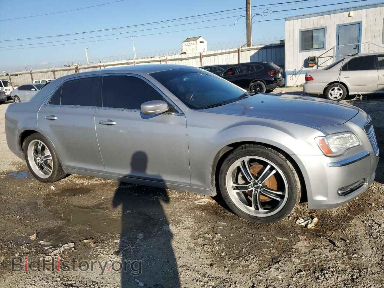 2013 CHRYSLER 300 - VIN: 2C3CCAAG8DH627525 - Фото 4