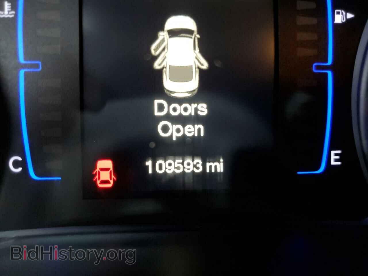 2015 CHRYSLER 200 - VIN: 1C3CCCAB9FN685332 - Фото 9